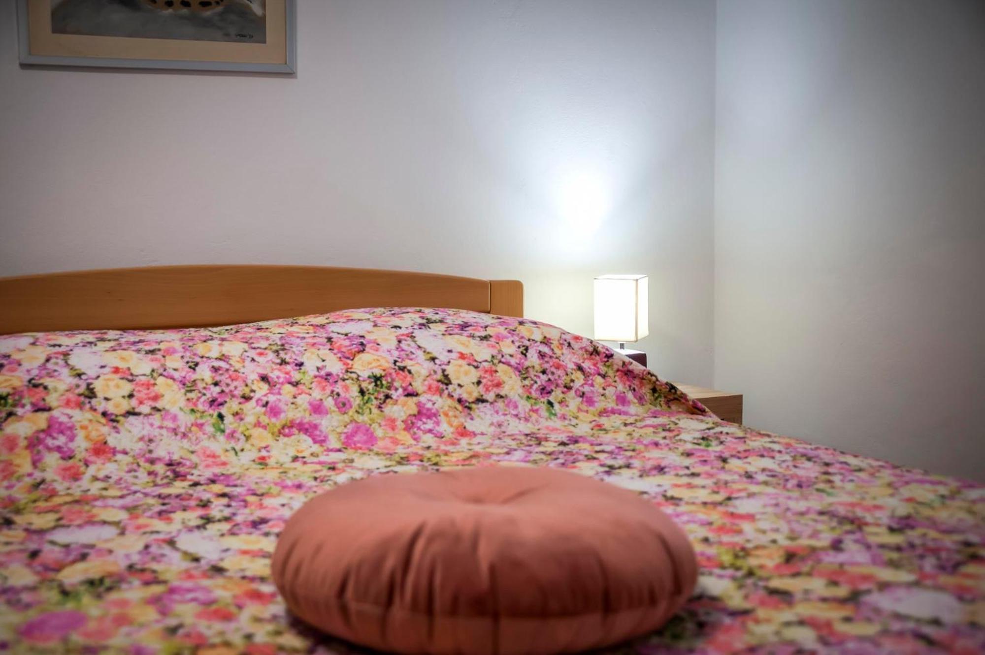 Apartments And Room Silvana Rovinj Dış mekan fotoğraf