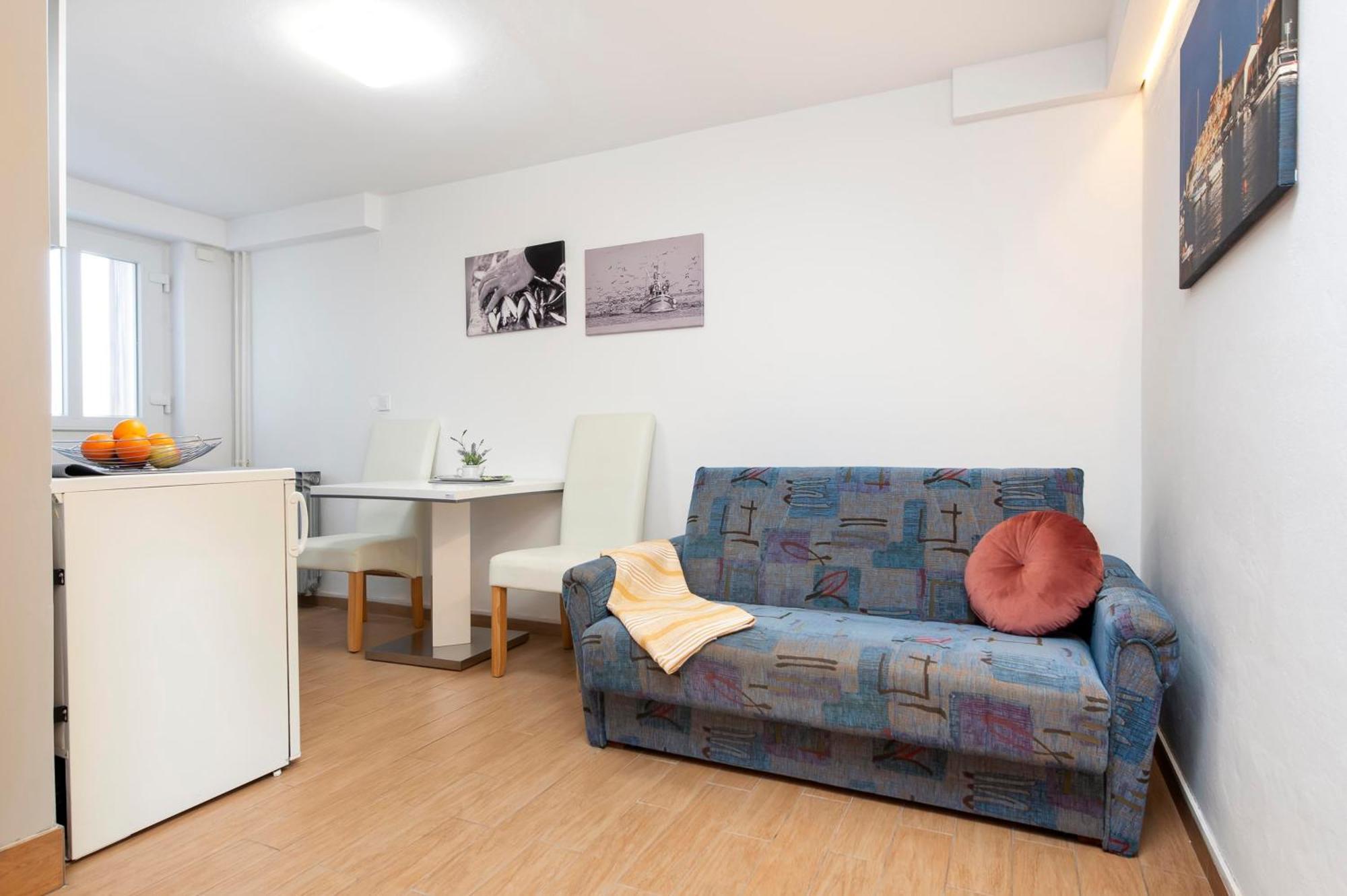 Apartments And Room Silvana Rovinj Dış mekan fotoğraf