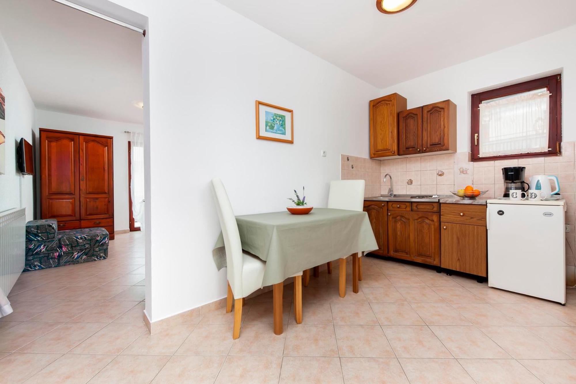 Apartments And Room Silvana Rovinj Dış mekan fotoğraf