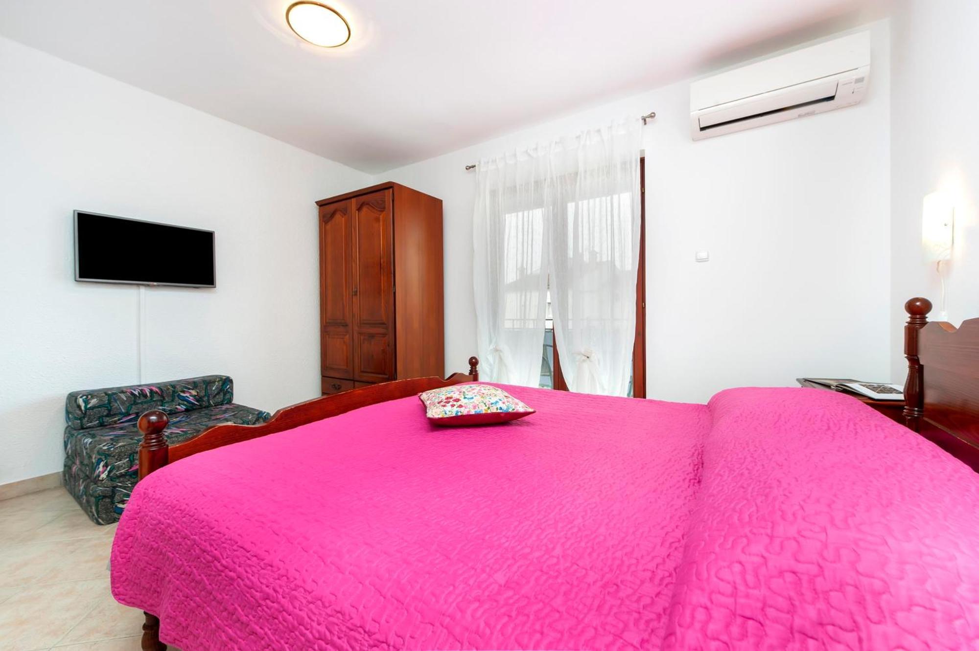 Apartments And Room Silvana Rovinj Oda fotoğraf