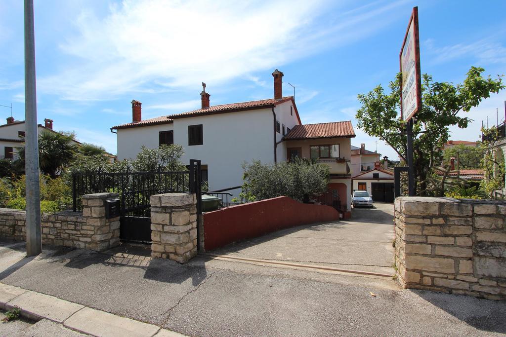 Apartments And Room Silvana Rovinj Dış mekan fotoğraf
